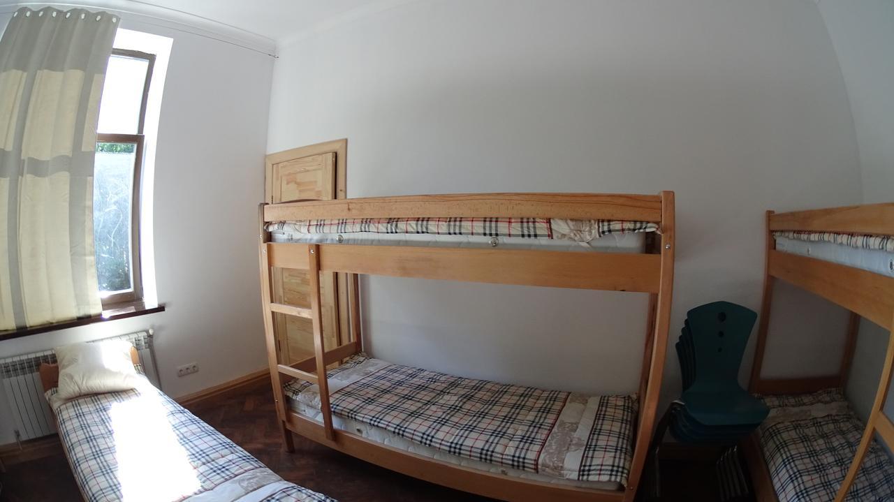 Hostel Mif ايفانو - فرانكيفسك المظهر الخارجي الصورة